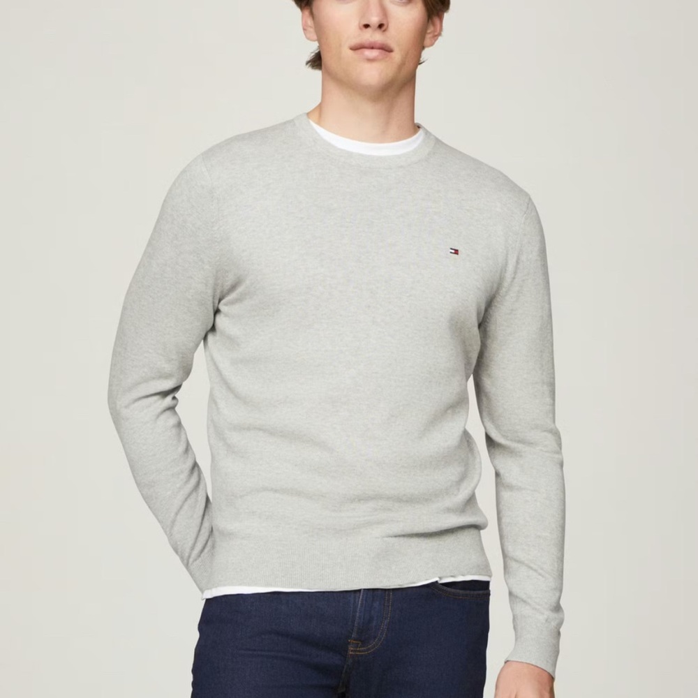 Tommy Hilfiger Light Gray Crewneck Sweater